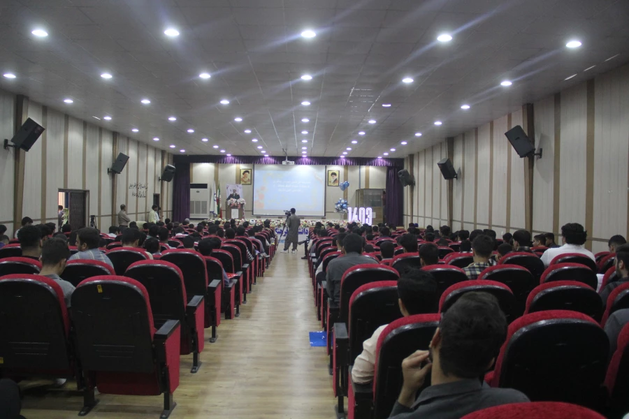 آیین استقبال از نو دانشجو معلمان دانشگاه فرهنگیان هرمزگان ورودی۱۴۰۳ 10