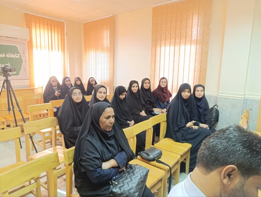 حضور دانشجومعلمان دانشگاه فرهنگیان هرمزگان، واحد رودان در گعده ی امین

 4