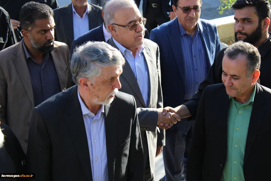 برگزاری مراسم روز دانشجو در دانشگاه فرهنگیان هرمزگان، با حضور وزیر فرهنگ و ارشاد اسلامی و استاندار هرمزگان 31