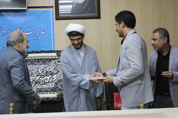 جلسه تکریم و معارفه معاونین آموزشی، فرهنگی و پژوهشی پردیس شهید بهشتی دانشگاه فرهنگیان هرمزگان 13