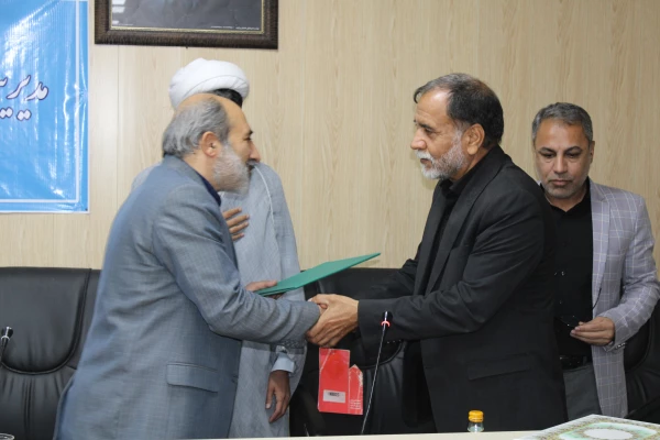 جلسه تکریم و معارفه معاونین آموزشی، فرهنگی و پژوهشی پردیس شهید بهشتی دانشگاه فرهنگیان هرمزگان 15