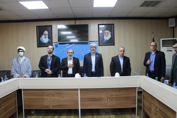 نشست صمیمانه جناب آقای دکتر برزویی  رییس محترم دانشگاه فرهنگیان با کارکنان اداری 2