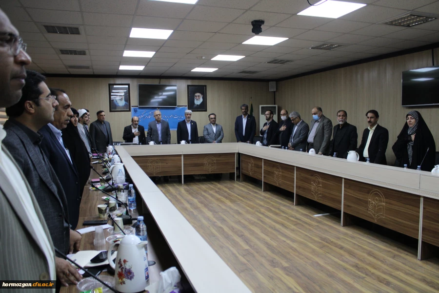دهمین نشست کمیته استانی دانشگاه فرهنگیان هرمزگان 3