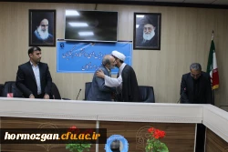 نشست صمیمانه مدیریت امور پردیس های دانشگاه فرهنگیان هرمزگان  با همکاران  در روزهای پایانی سال 1403  8