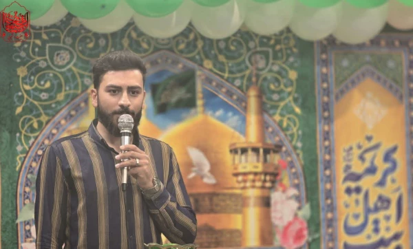 جشن میلاد آقا امام رضا«ع» در نماز خانه پردیس شهید بهشتی برگزار شد.  2