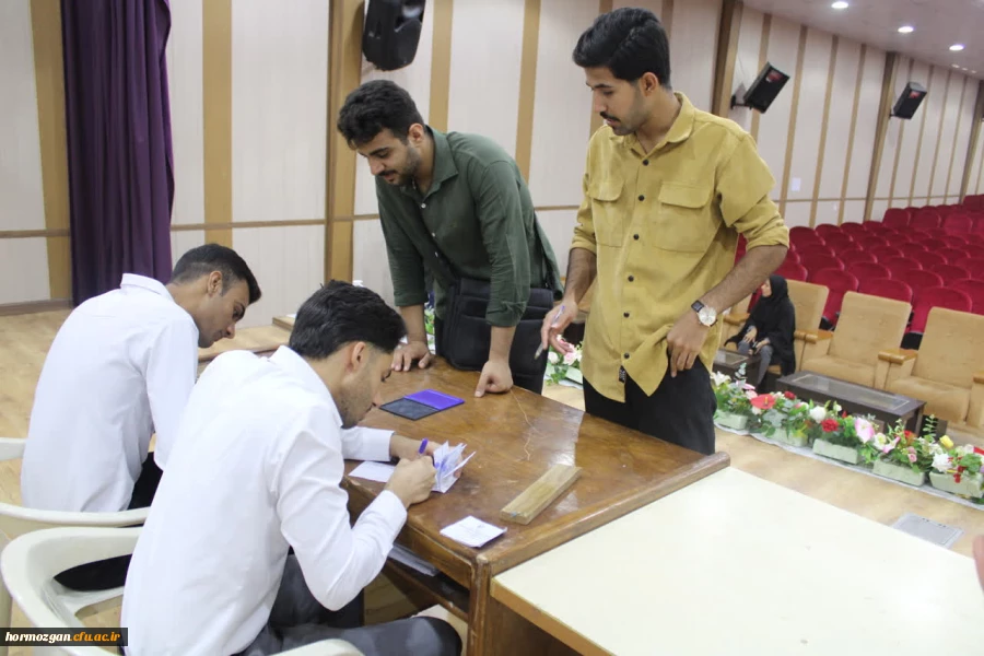 انتخابات شورای صنفی پردیس شهید بهشتی دانشگاه فرهنگیان هرمزگان  7