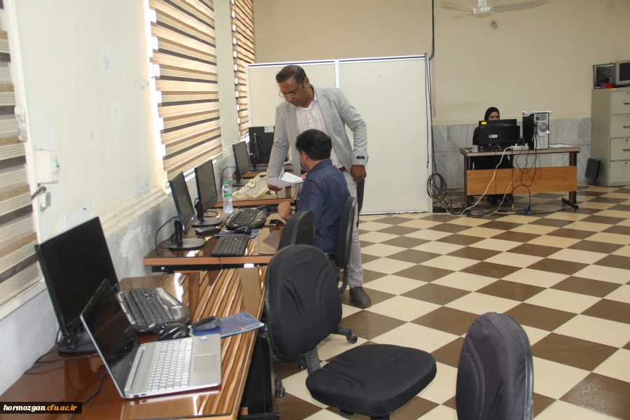  برگزاری آزمون الکترونیکی معلمان داوطلب اعزام به مدارس خارج از کشور در پردیس شهید بهشتی دانشگاه فرهنگیان هرمزگان 6