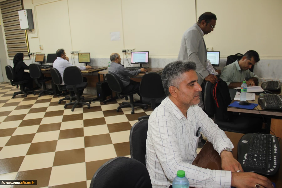  برگزاری آزمون الکترونیکی معلمان داوطلب اعزام به مدارس خارج از کشور در پردیس شهید بهشتی دانشگاه فرهنگیان هرمزگان 7