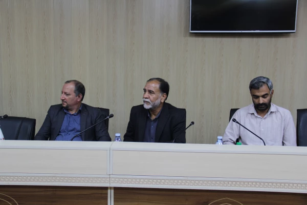      هشتمین جلسه شورای مدیریت و نظارت در دانشگاه فرهنگیان هرمزگان 8