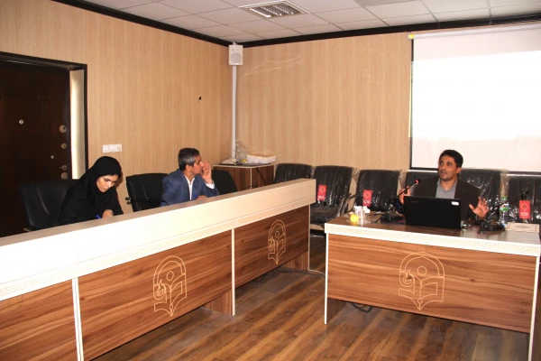 برگزاری کارگاه توانمندسازی اعضای هیات علمی با عنوان «آشنایی با نحوه بارگزاری مدارک در سامانه گلستان جهت ترفیع » 4