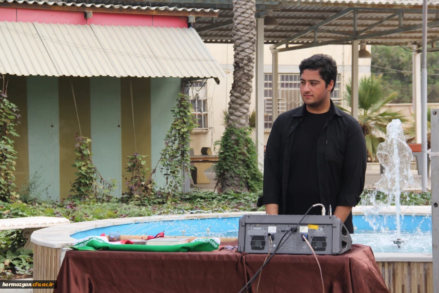 آیین کلنگ زنی احداث یادمان شهید گمنام به میزبانی دانشگاه فرهنگیان هرمزگان 73آیین کلنگ زنی احداث یادمان شهید گمنام به میزبانی دانشگاه فرهنگیان هرمزگان 84