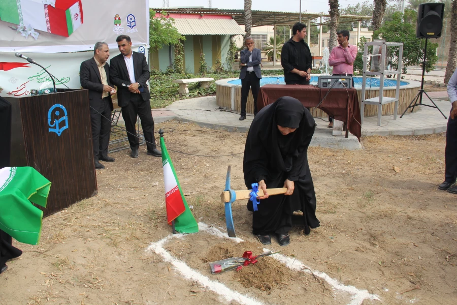 آیین کلنگ زنی احداث یادمان شهید گمنام به میزبانی دانشگاه فرهنگیان هرمزگان 47