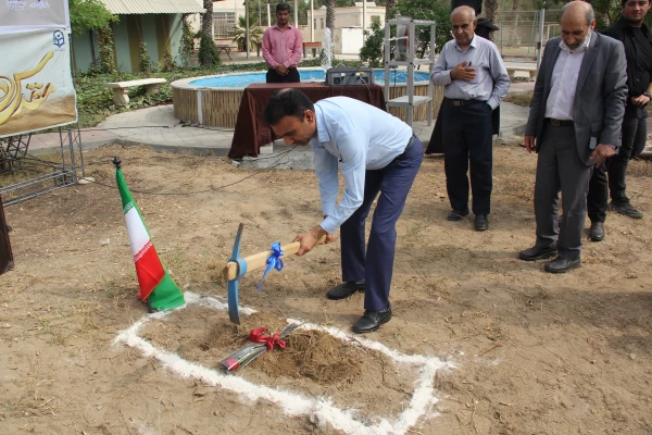 آیین کلنگ زنی احداث یادمان شهید گمنام به میزبانی دانشگاه فرهنگیان هرمزگان 52