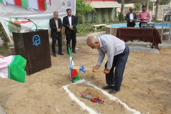 آیین کلنگ زنی احداث یادمان شهید گمنام به میزبانی دانشگاه فرهنگیان هرمزگان 44