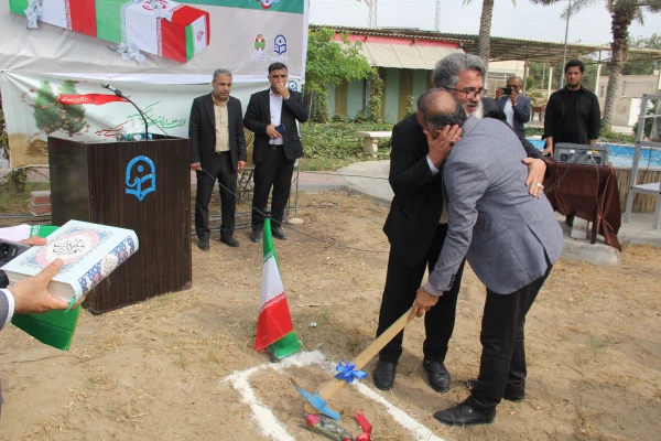 آیین کلنگ زنی احداث یادمان شهید گمنام به میزبانی دانشگاه فرهنگیان هرمزگان 39