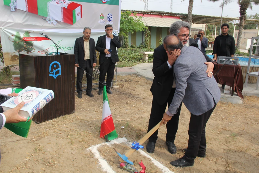 آیین کلنگ زنی احداث یادمان شهید گمنام به میزبانی دانشگاه فرهنگیان هرمزگان 39