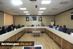 برگزاری نشست تبیینی وهم اندیشی با کانون بسیج اساتید دانشگاه فرهنگیان هرمزگان وهمکاری امور بانوان دانشگاه فرهنگیان 7