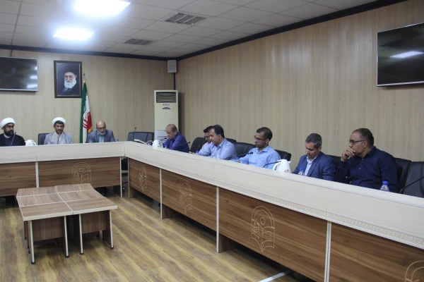 برگزاری نشست تبیینی وهم اندیشی با کانون بسیج اساتید دانشگاه فرهنگیان هرمزگان وهمکاری امور بانوان دانشگاه فرهنگیان 10