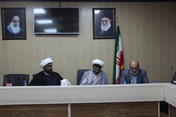 برگزاری نشست تبیینی وهم اندیشی با کانون بسیج اساتید دانشگاه فرهنگیان هرمزگان وهمکاری امور بانوان دانشگاه فرهنگیان 13