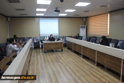 برگزاری نشست توجیهی خدمات بنیاد ملی نخبگان در دانشگاه فرهنگیان هرمزگان