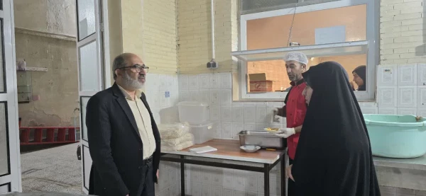  بازدید سرپرست دانشگاه فرهنگیان هرمزگان از خوابگاههای پردیس فاطمه الزهرا و زینب کبری و پیگیری مسایل و مشکلات آنها 9