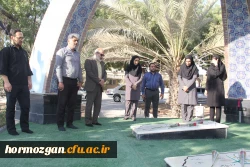 عطرافشانی از مزار شهید گمنام  13