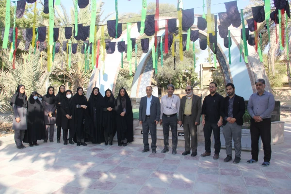 عطرافشانی از مزار شهید گمنام  14