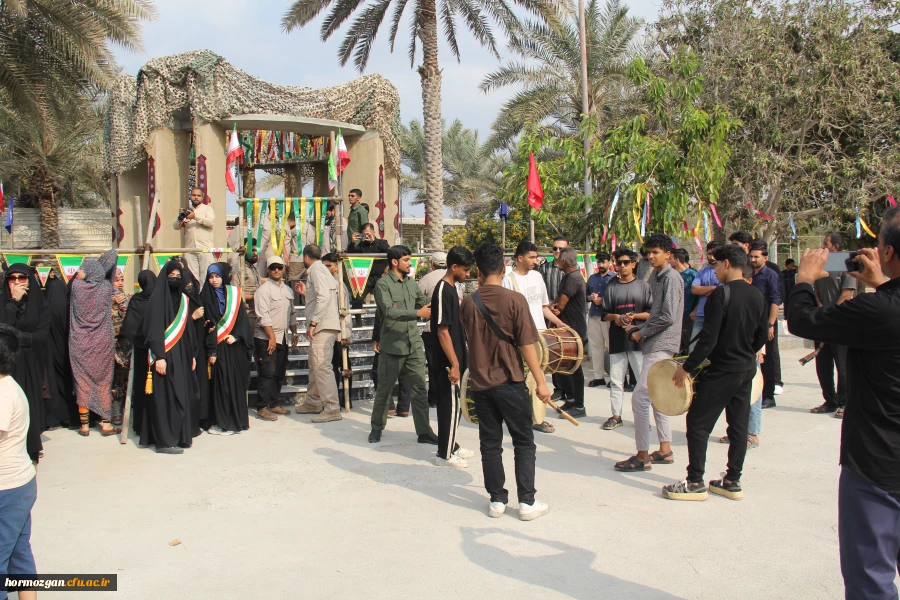 در۱۳ آذرماه، دانشگاه فرهنگیان هرمزگان ، پردیس شهید بهشتی  میزبان بوی عطر شهادت شد. 6