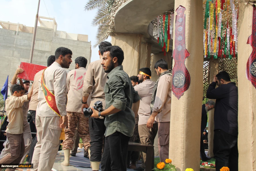 در۱۳ آذرماه، دانشگاه فرهنگیان هرمزگان ، پردیس شهید بهشتی  میزبان بوی عطر شهادت شد. 10