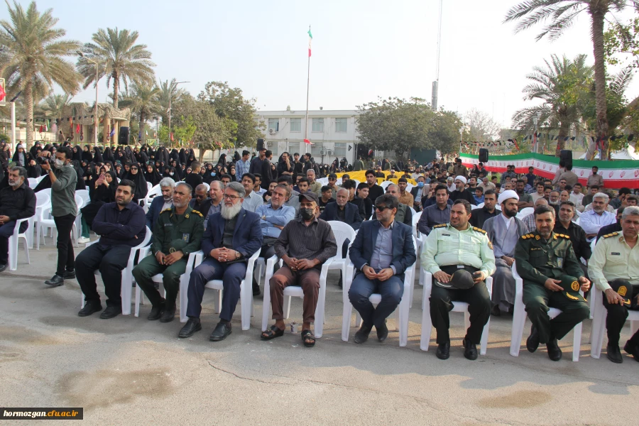 در۱۳ آذرماه، دانشگاه فرهنگیان هرمزگان ، پردیس شهید بهشتی  میزبان بوی عطر شهادت شد. 23