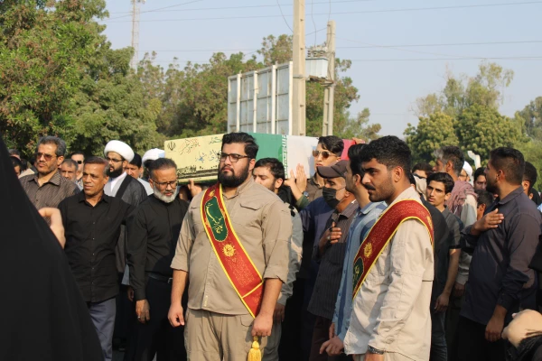 در۱۳ آذرماه، دانشگاه فرهنگیان هرمزگان ، پردیس شهید بهشتی  میزبان بوی عطر شهادت شد. 26