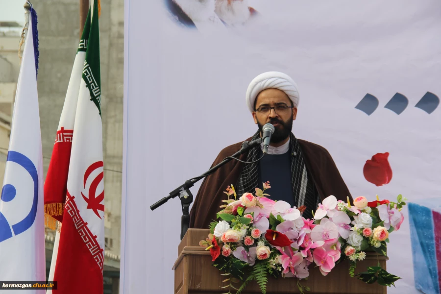 در۱۳ آذرماه، دانشگاه فرهنگیان هرمزگان ، پردیس شهید بهشتی  میزبان بوی عطر شهادت شد. 85