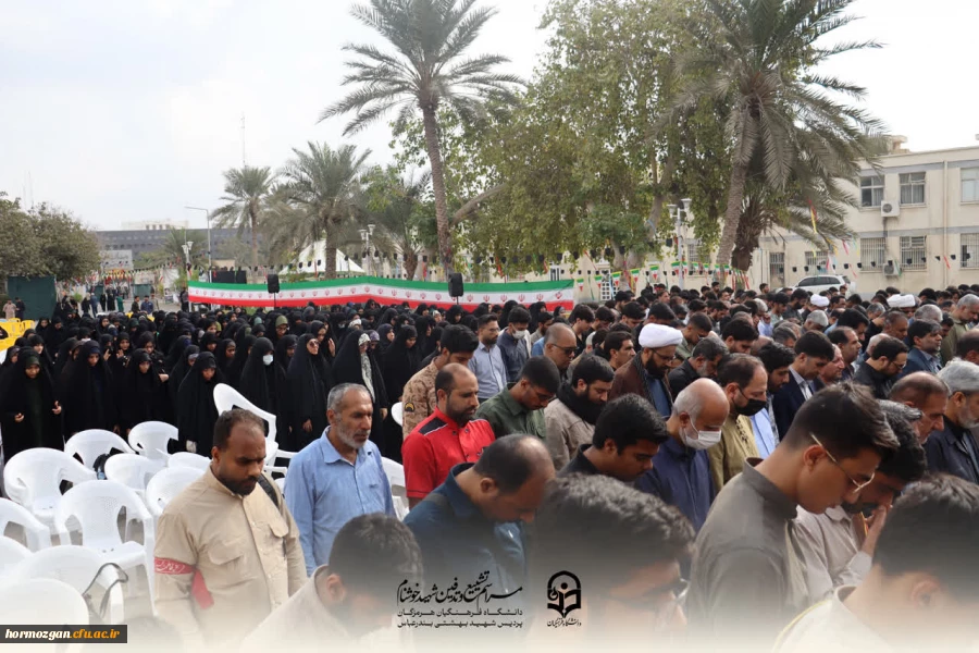 در۱۳ آذرماه، دانشگاه فرهنگیان هرمزگان ، پردیس شهید بهشتی  میزبان بوی عطر شهادت شد. 99