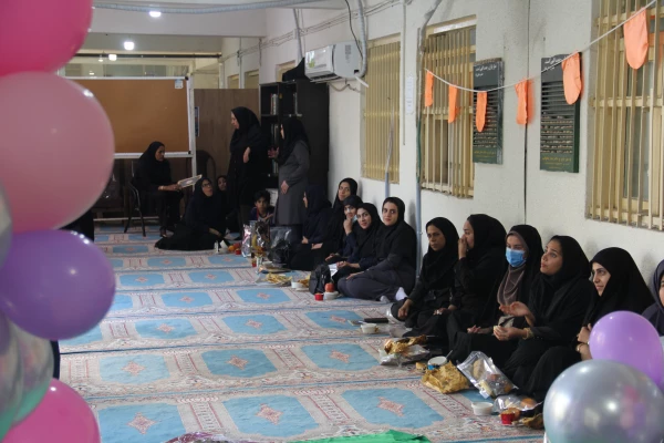 تجلیل از بانوان دانشگاه فرهنگیان هرمزگان به مناسبت میلاد حضرت زهرا(س) و روز زن 2