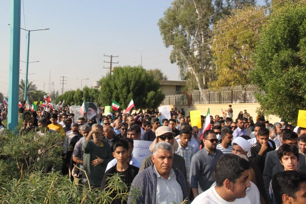 حضور مردم شریف بندرعباس و دانشگاهیان همزمان با سراسر کشور 6