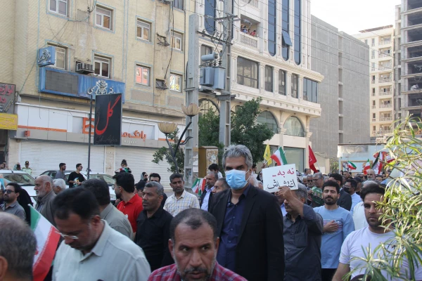 حضور مردم شریف بندرعباس و دانشگاهیان همزمان با سراسر کشور 12