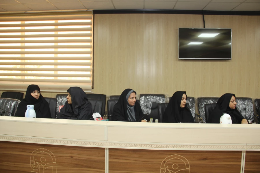 نهاد نمایندگی مقام معظم رهبری  در دانشگاه های استان  هرمزگان  با همکاری سازمان بسیج اساتید استان هرمزگان پیش اجلاس مهدویت و انقلاب اسلامی با موضوع "نقش خانواده درظهوروایجاد تمدن اسلامی با رویکرد ظرفیت های انقلاب اسلامی"  16