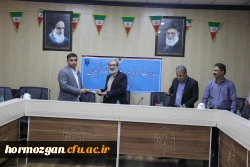 برگزاری جلسه شورای اداری دانشگاه فرهنگیان هرمزگان به مناسبت دهه مبارک فجر  13